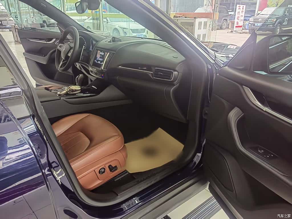 Maserati Levante, 2017 23