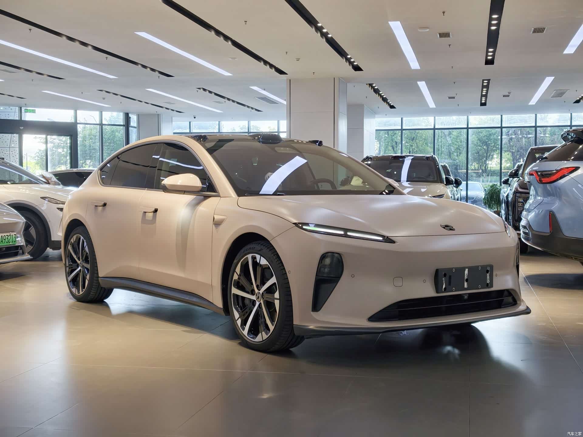 NIO ET5, 2022 3
