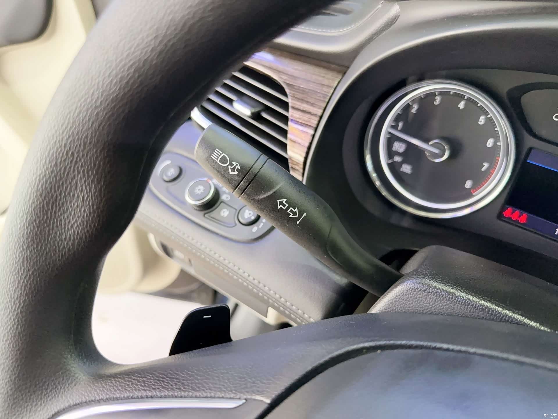 Buick LaCrosse, 2020 21