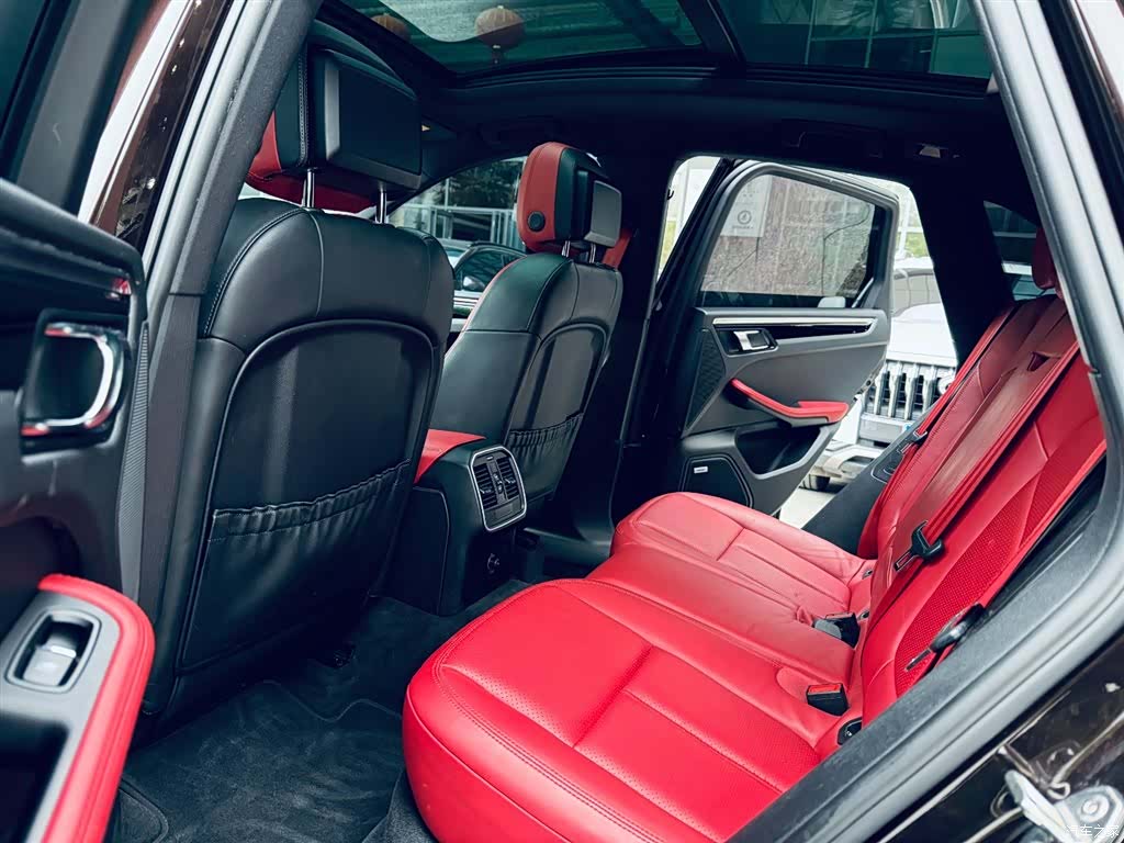 Porsche Macan, 2016 12