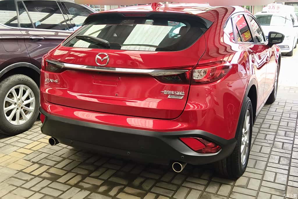 Mazda CX-4, 2017 3