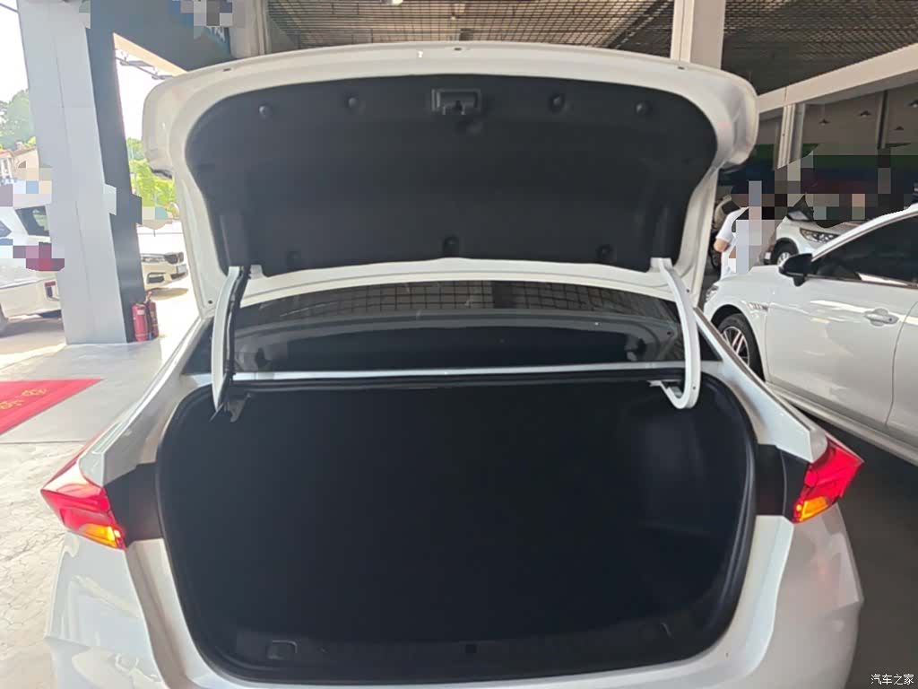Buick Verano, 2023 19