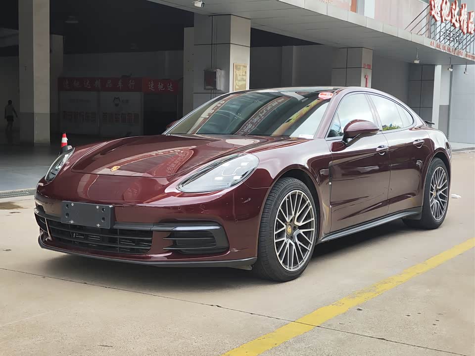 Porsche Panamera