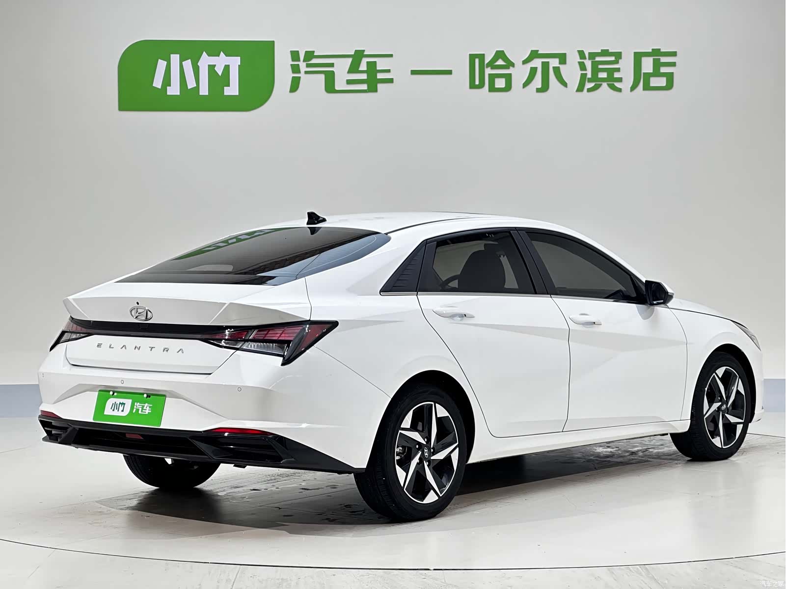 Hyundai Elantra, 2022 4