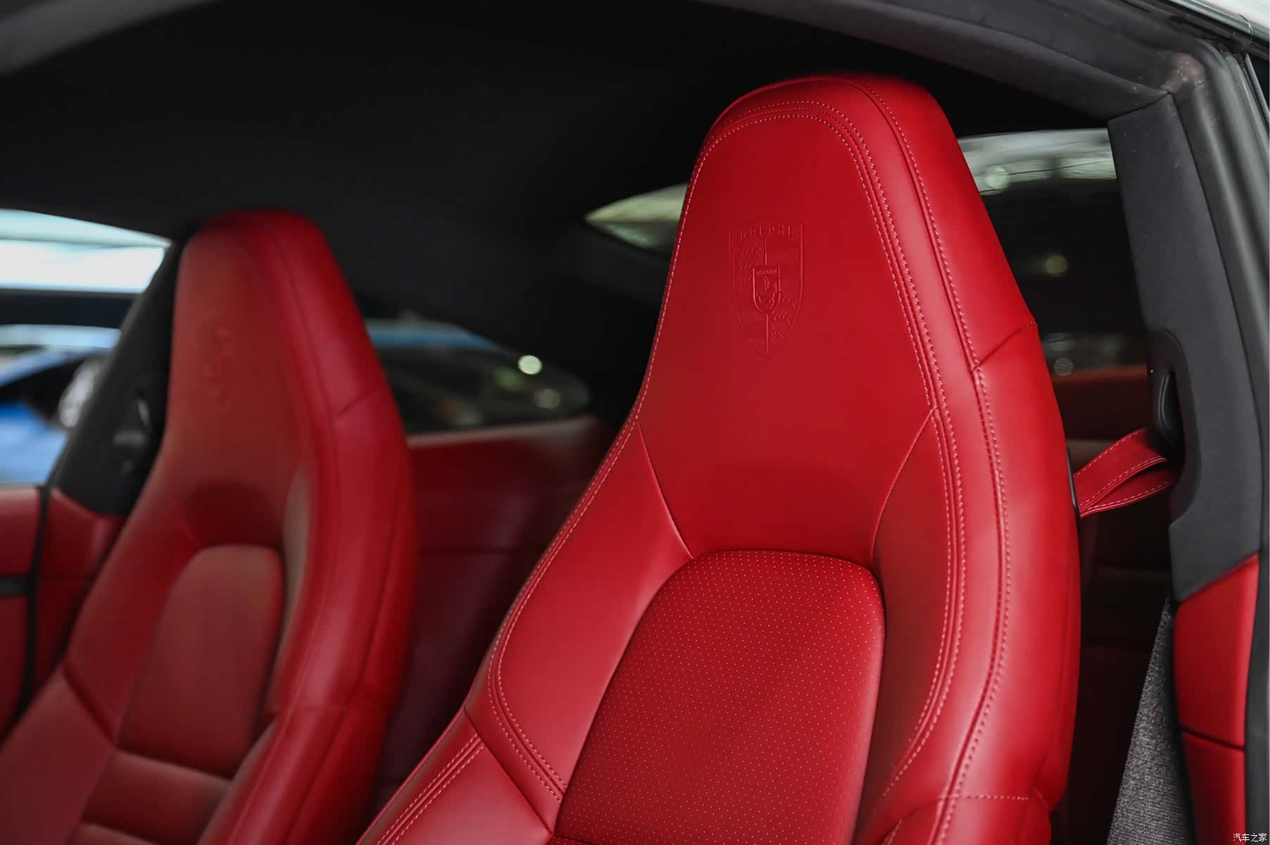 Porsche 911, 2023 12