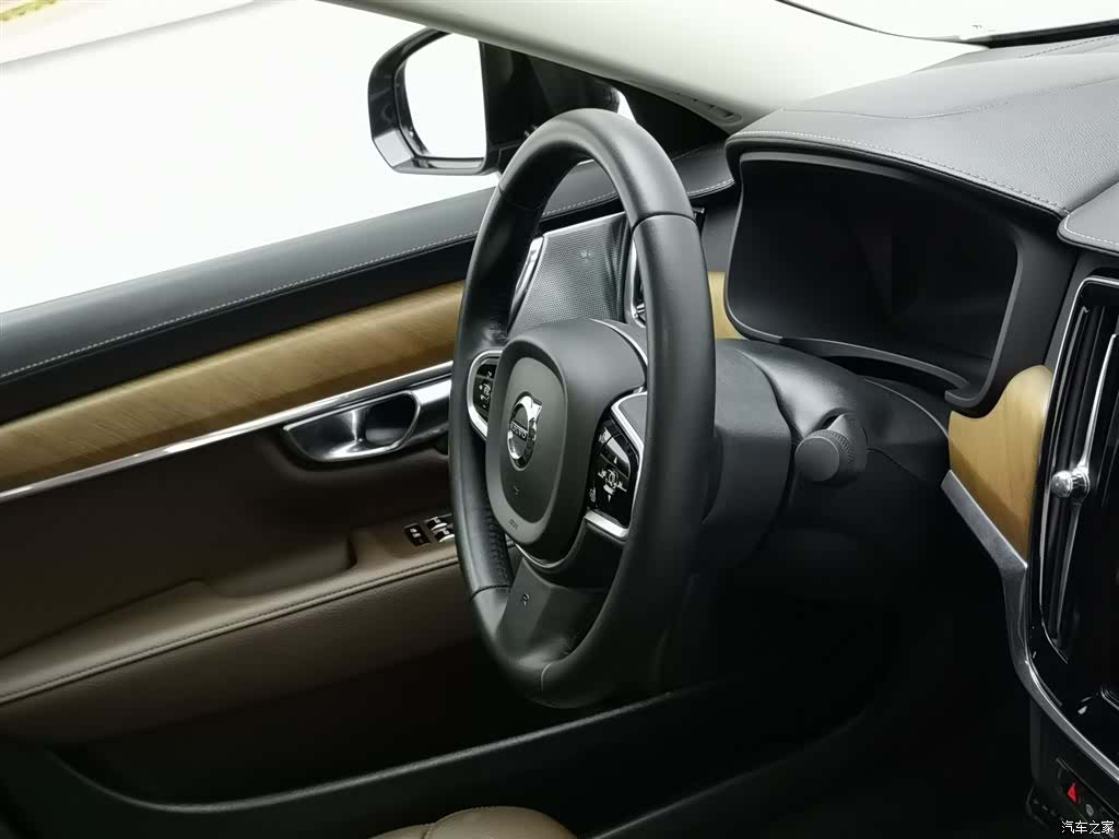 Volvo S90, 2018 22