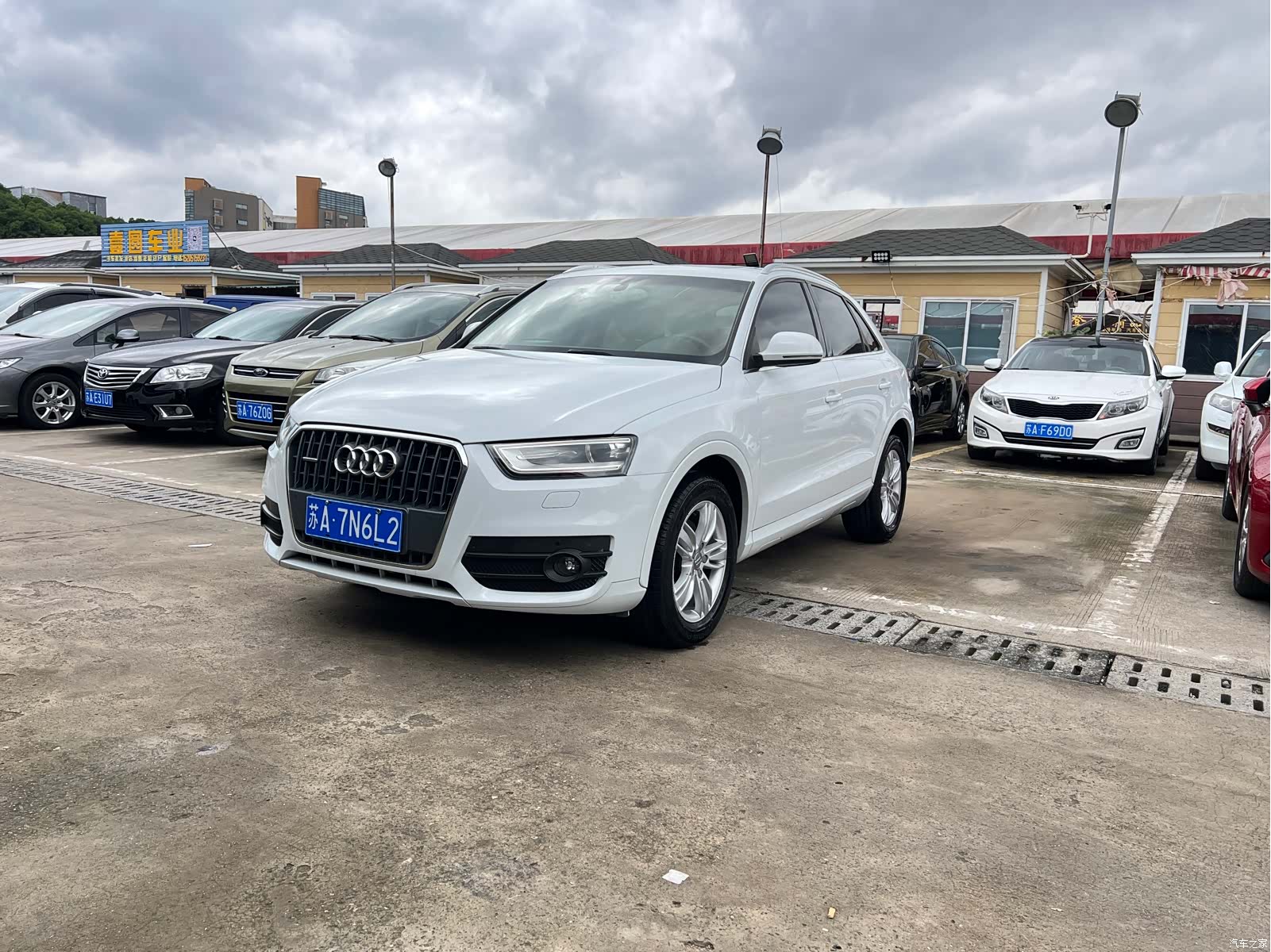 Audi Q3, 2015 3
