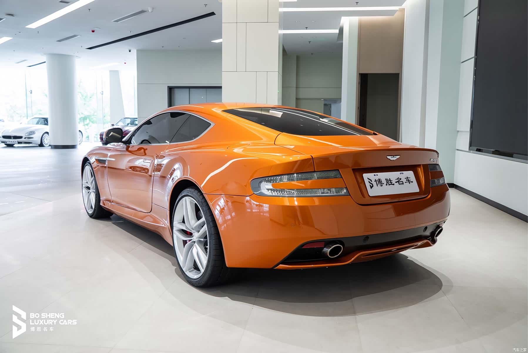 Aston Martin Virage, 2016 37