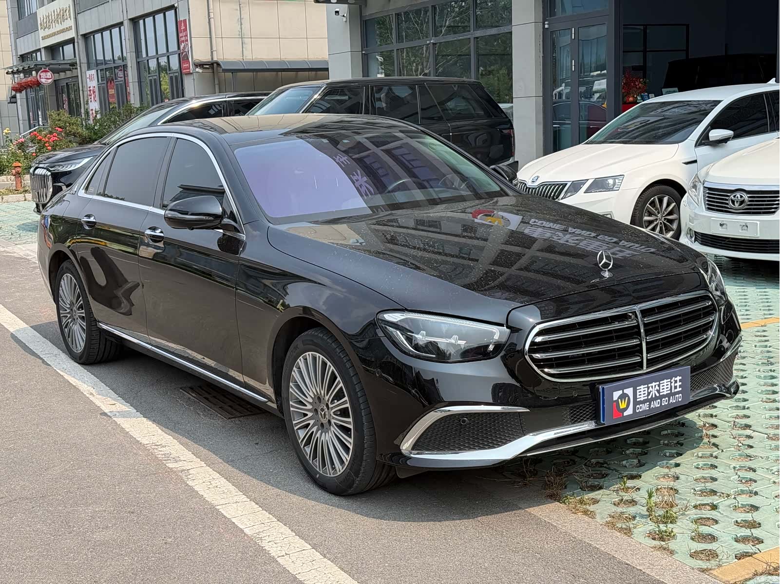 Mercedes-Benz E-Class, 2023 3