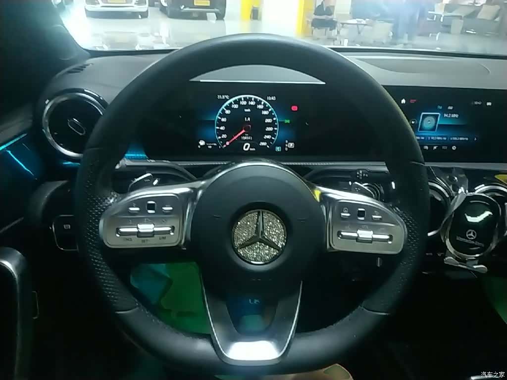 Mercedes-Benz A-Class, 2019 11