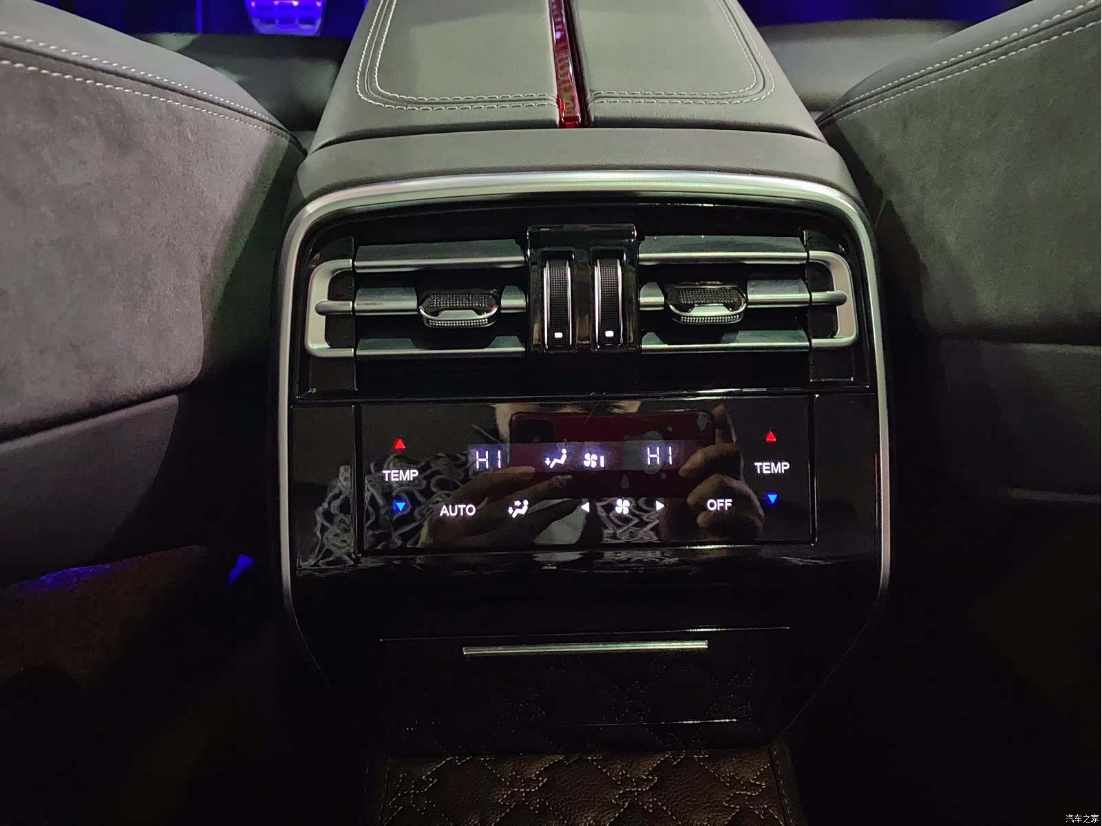 Hongqi H9, 2021 17