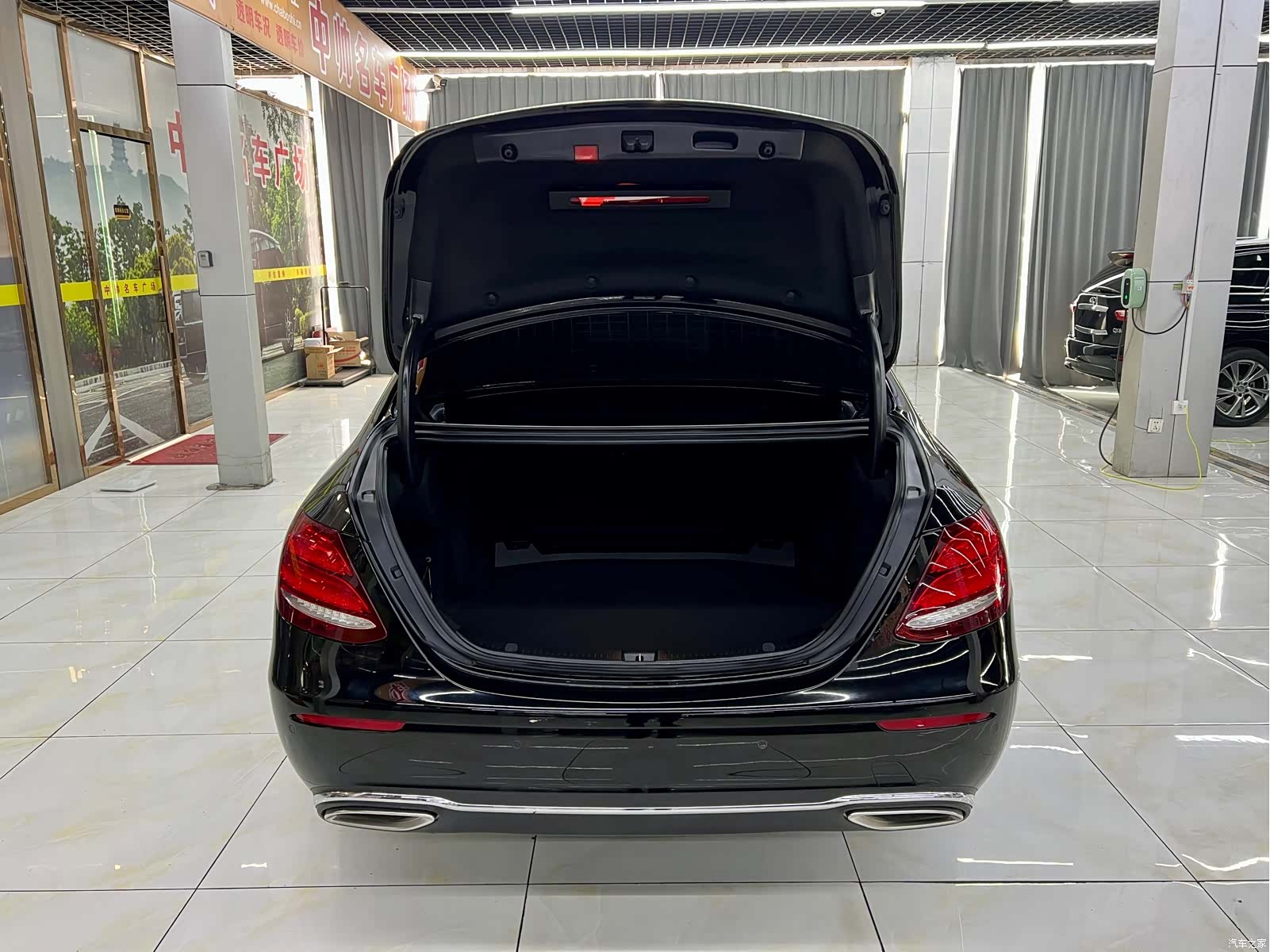 Mercedes-Benz E-Class, 2020 8