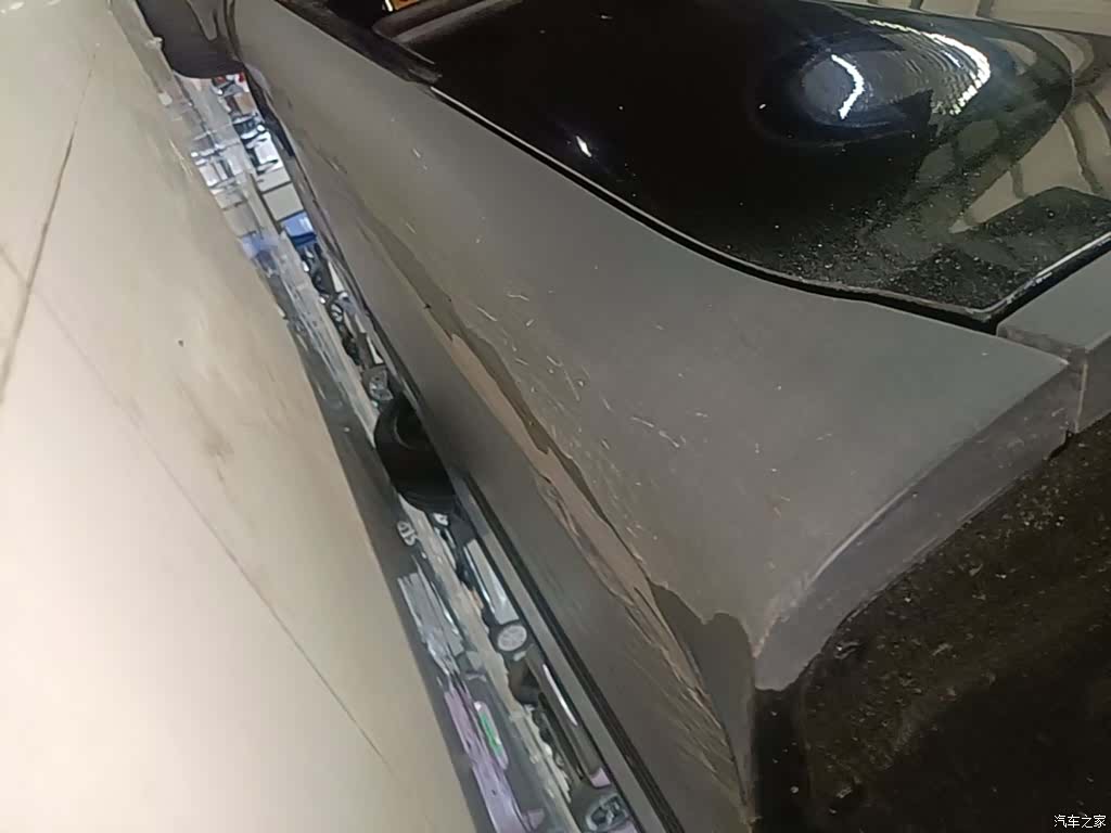 Tesla Model Y, 2023 22