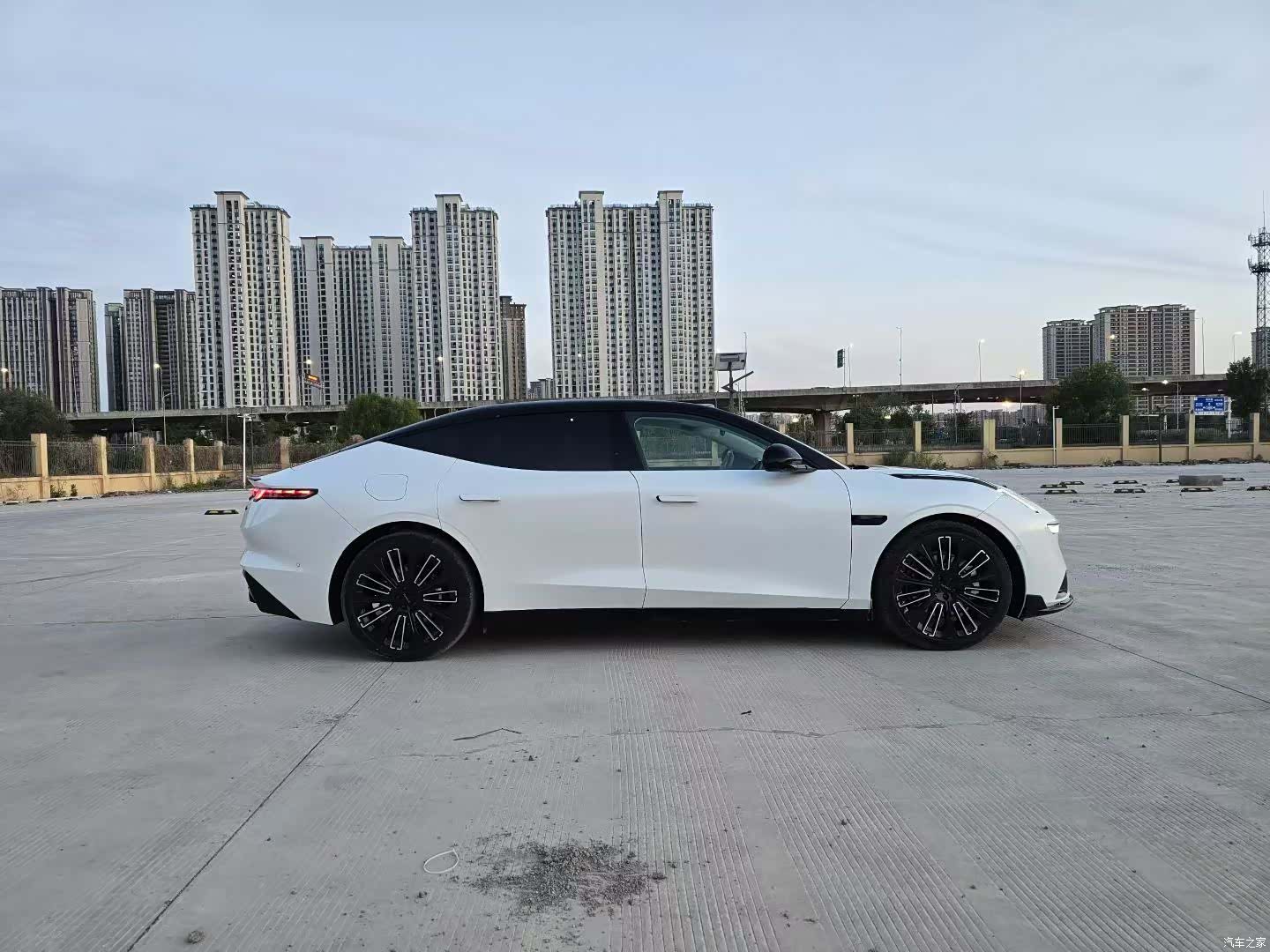 Lynk & Co 02, 2025 все фото