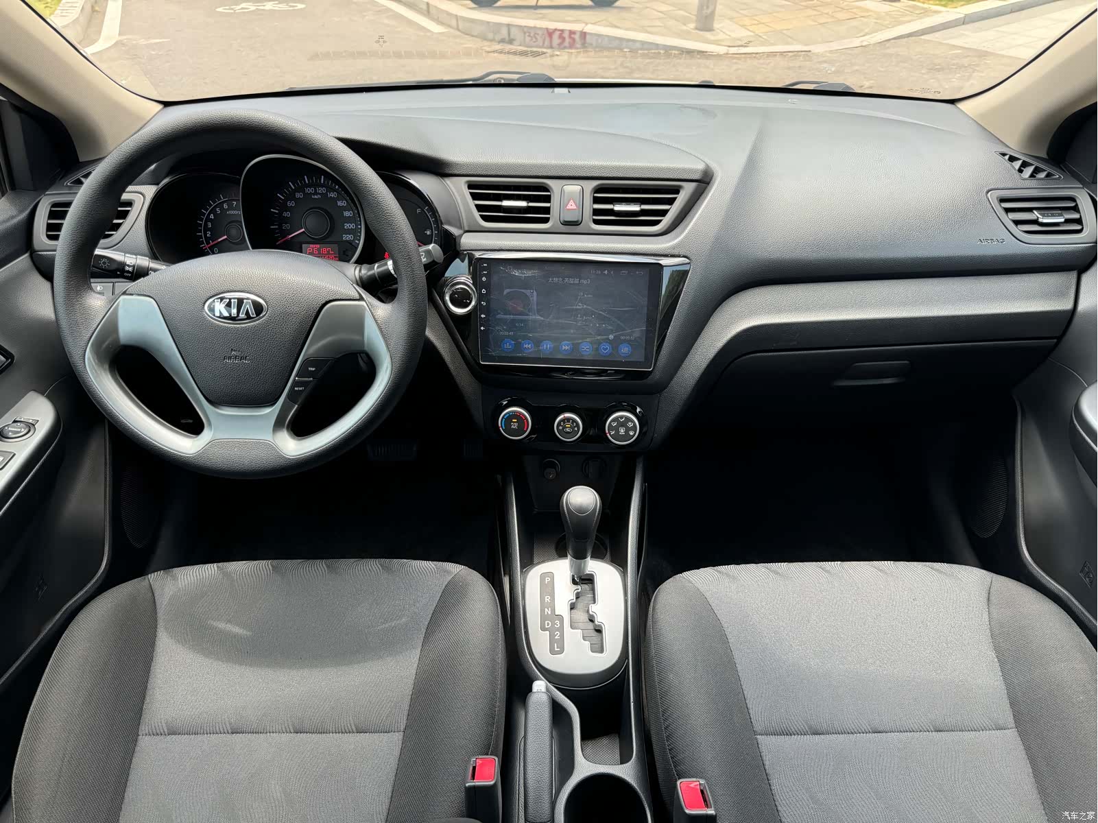 Kia K2, 2017 8