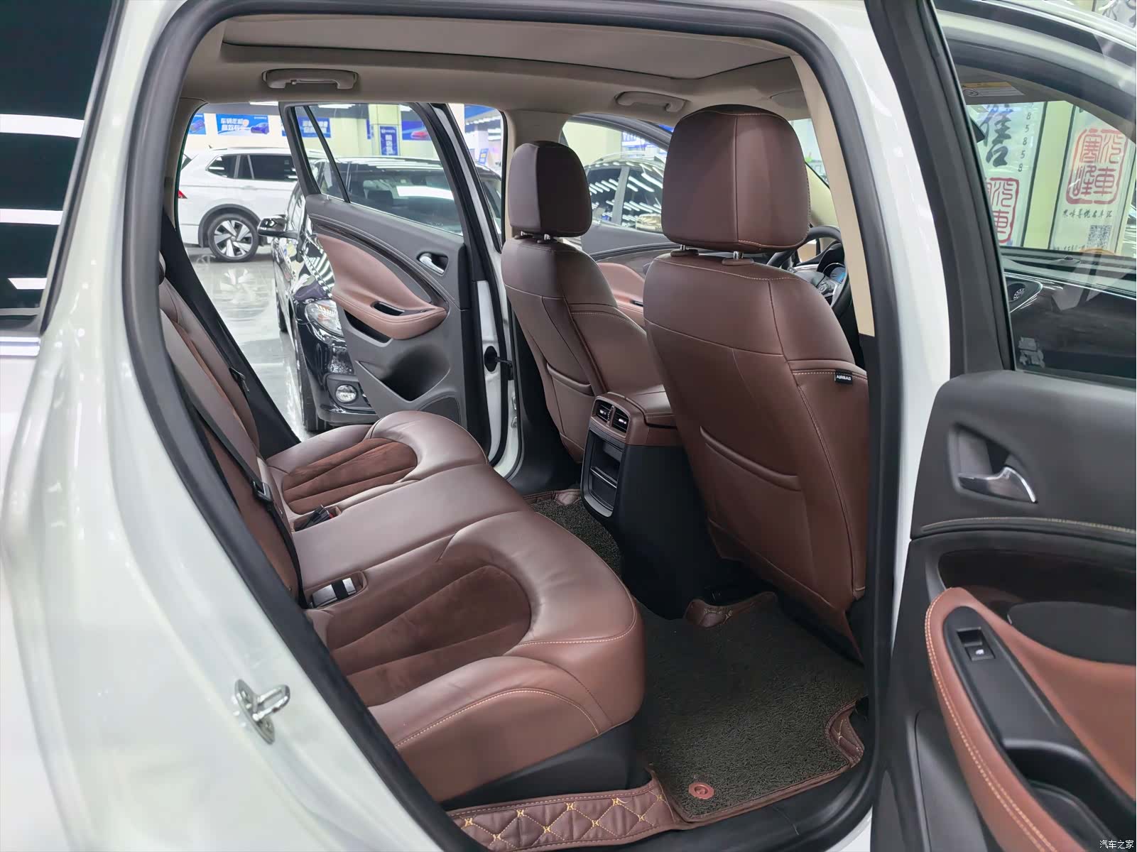 Buick Envision Plus, 2016 9