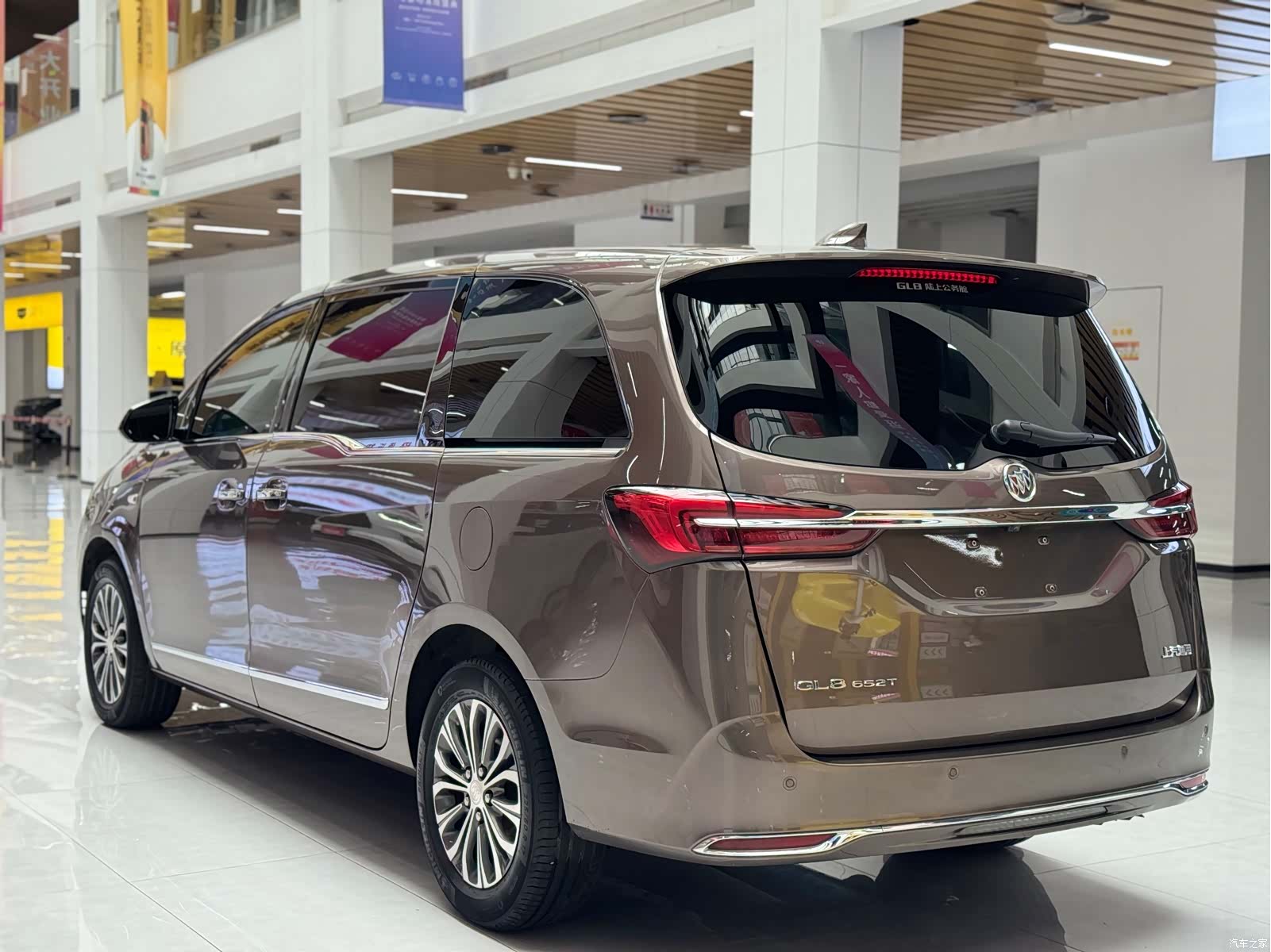 Buick GL8, 2021 7