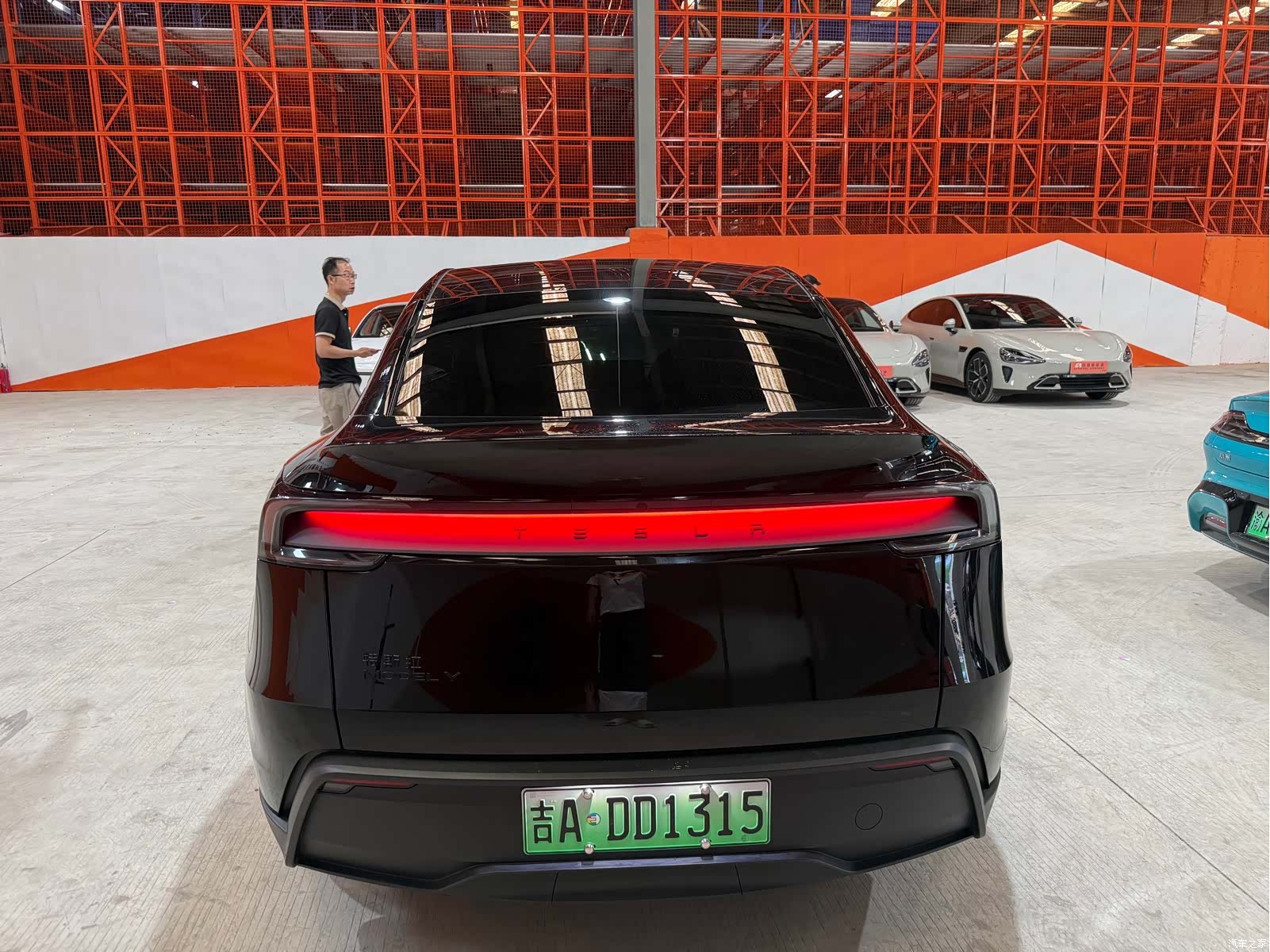 Tesla Model Y, 2026 8