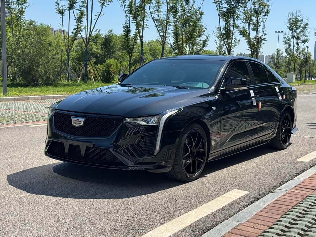 Cadillac CT4