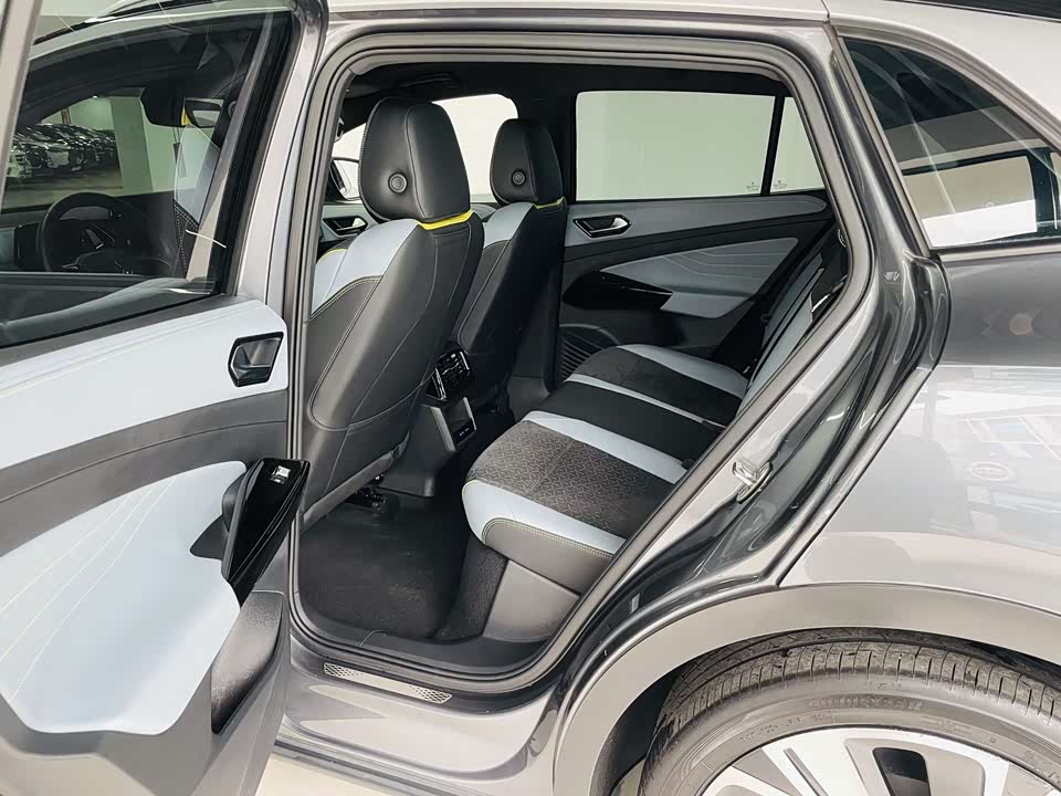 Volkswagen ID.4 X