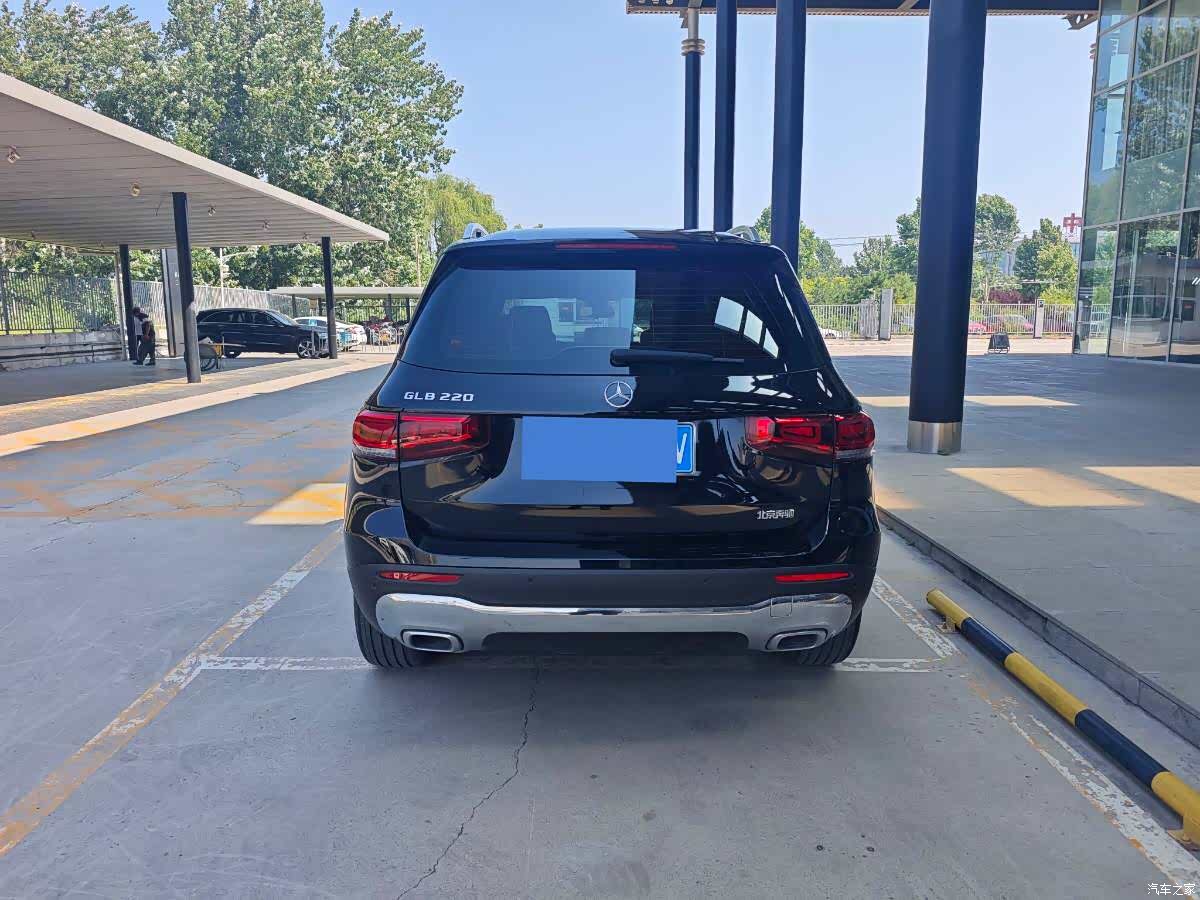 Mercedes-Benz GLB, 2023 6