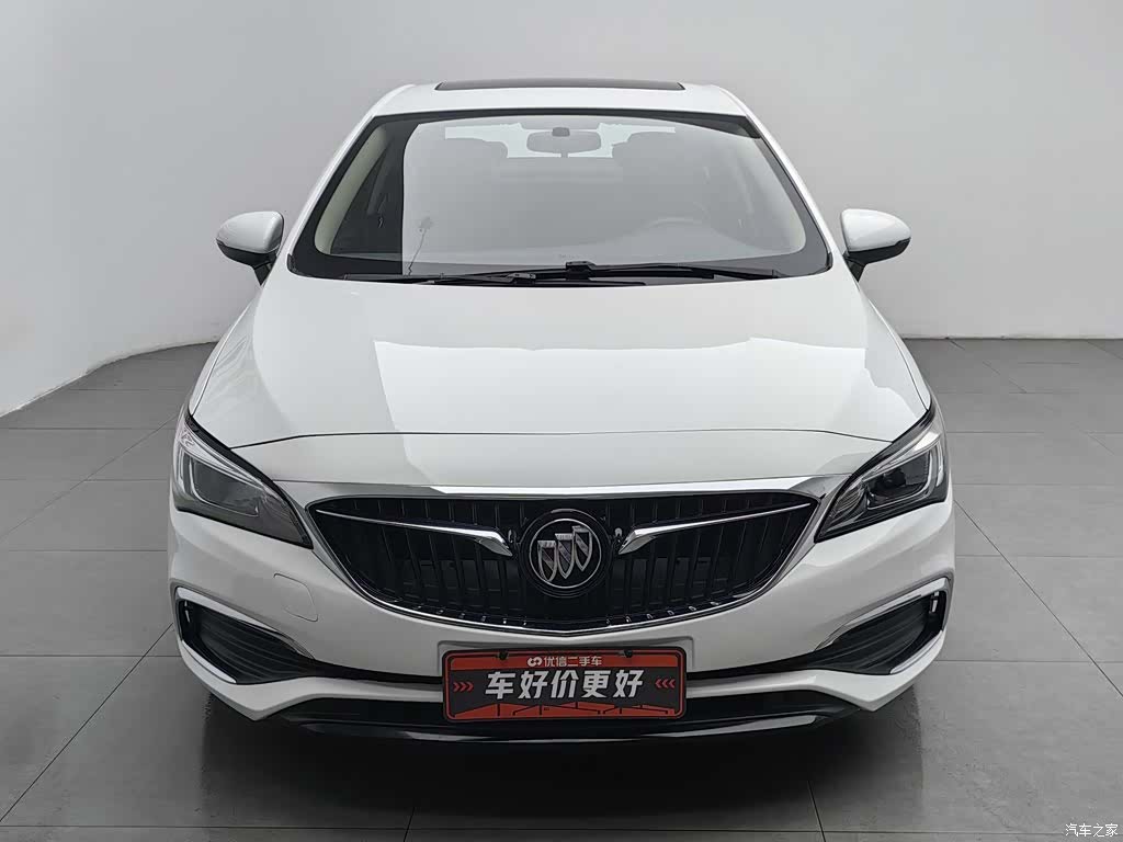 Buick Verano, 2018 3