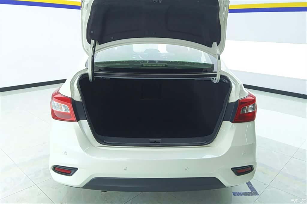 Nissan Sylphy, 2021 4