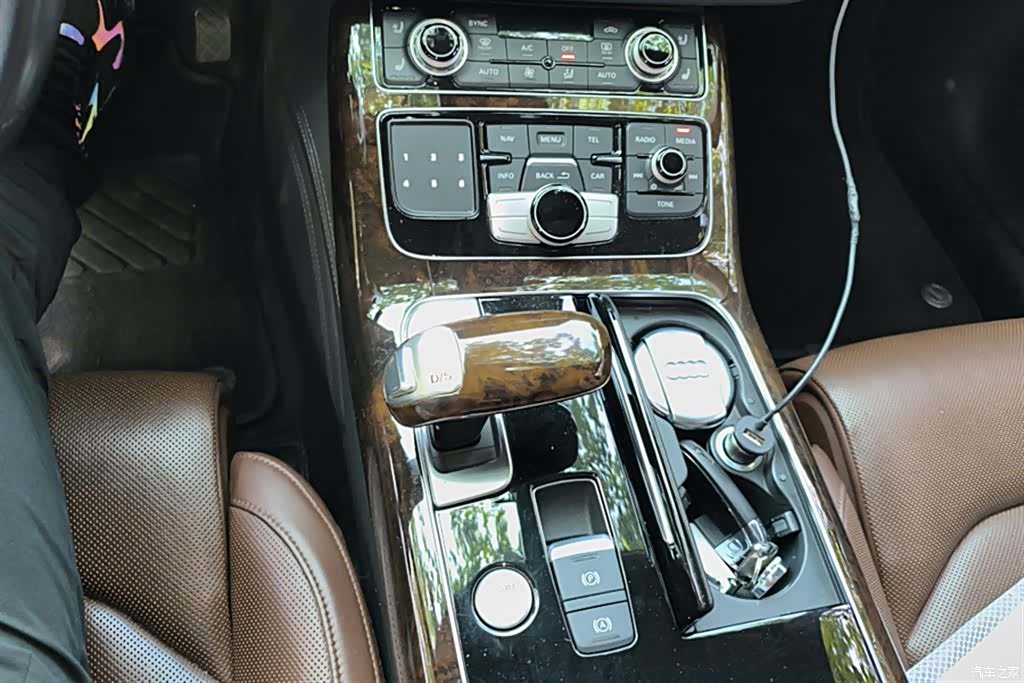 Audi A8L, 2017 16
