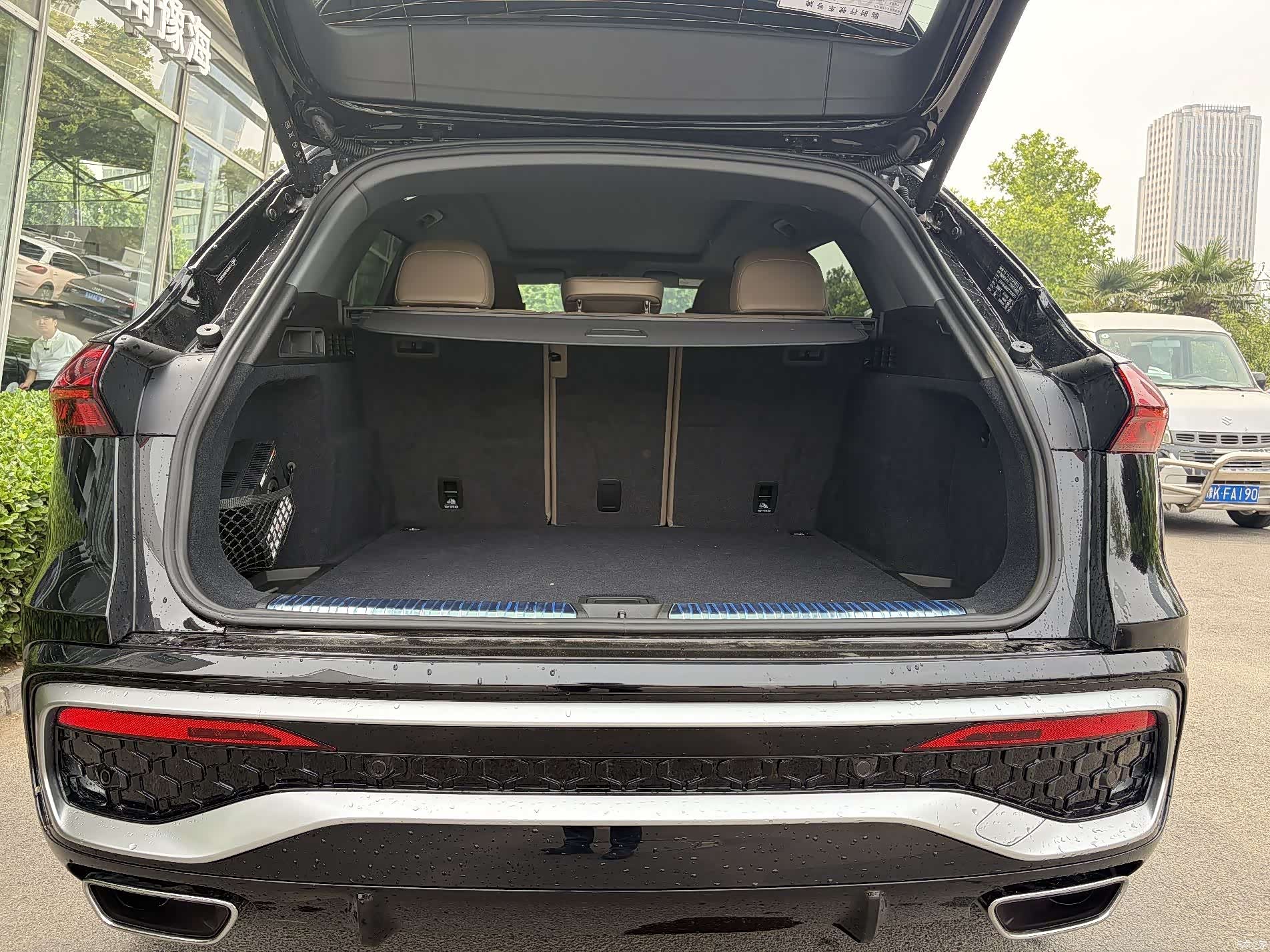 Audi Q5L, 2026 7