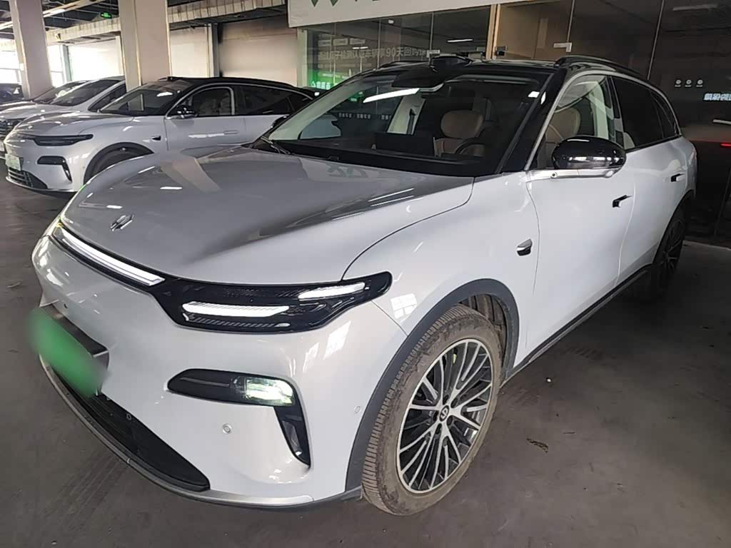 Leapmotor C11