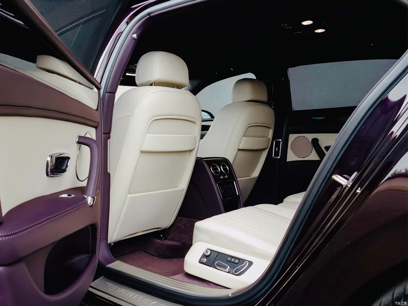 Bentley Flying Spur, 2018 8