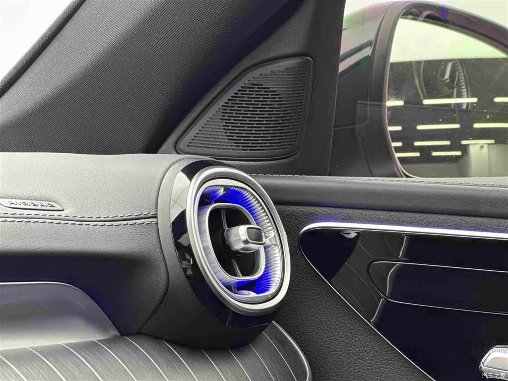 Mercedes-Benz C-Class, 2022 13
