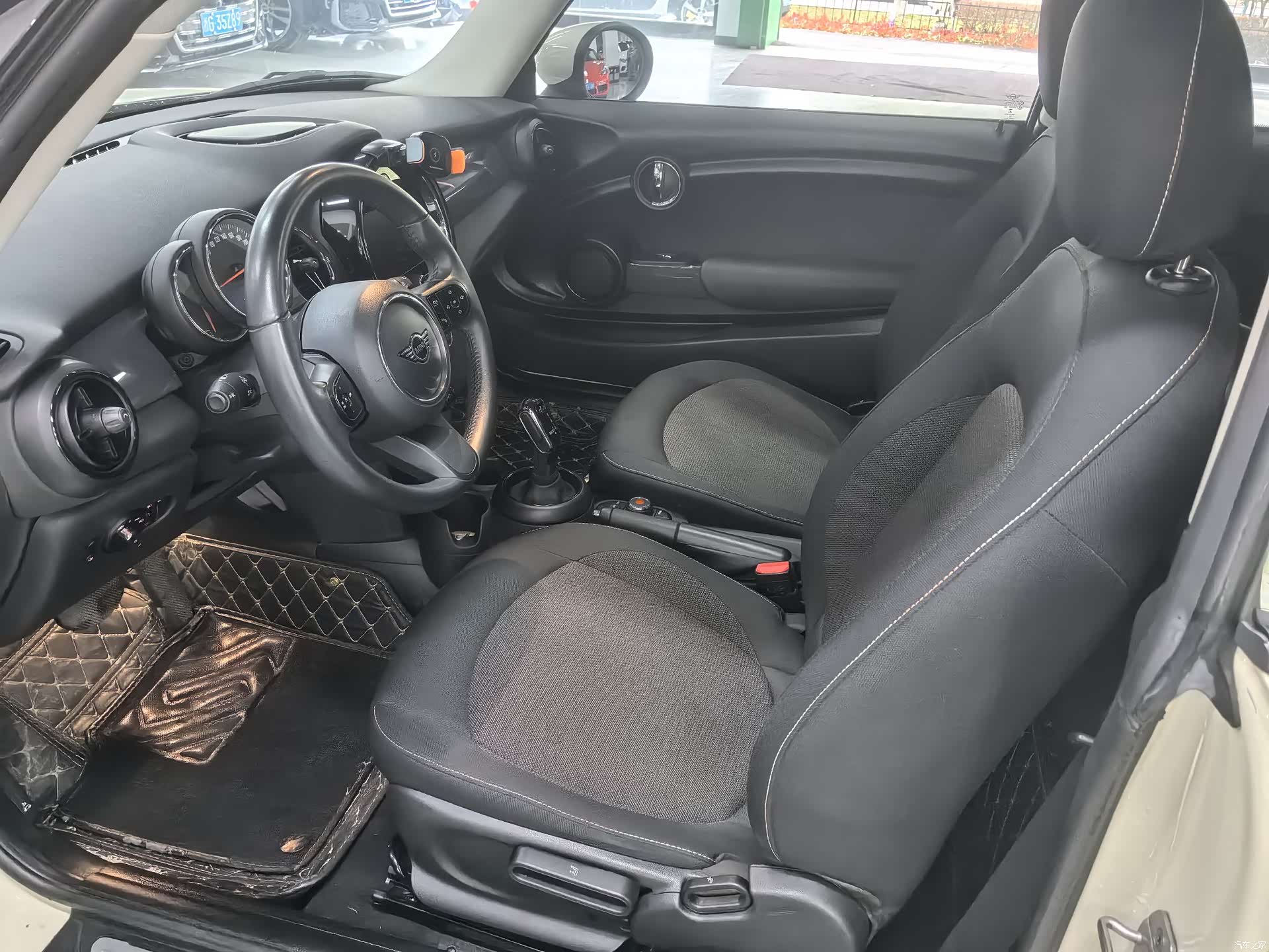 Mini ONE, 2022 8