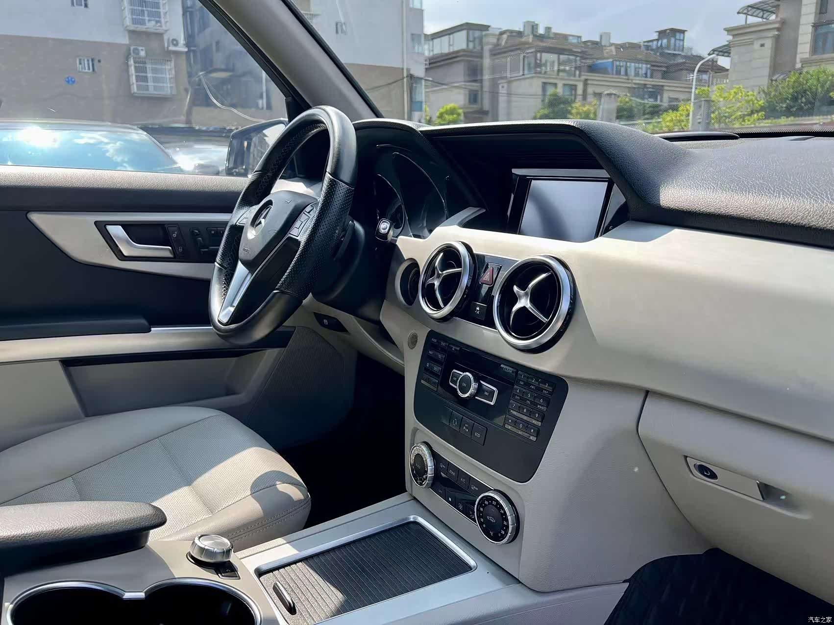 Mercedes-Benz GLK-Class, 2014 16