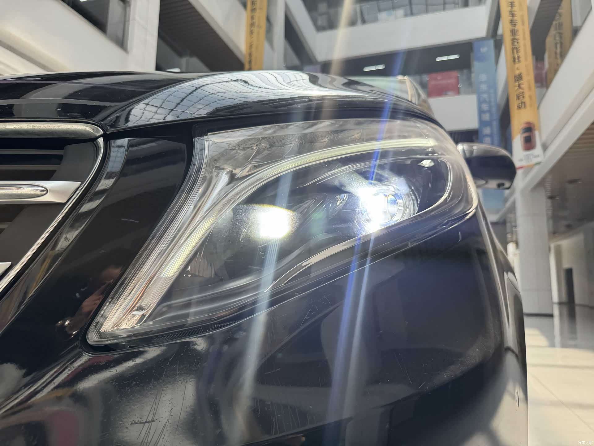 Mercedes-Benz 7, 2019 25