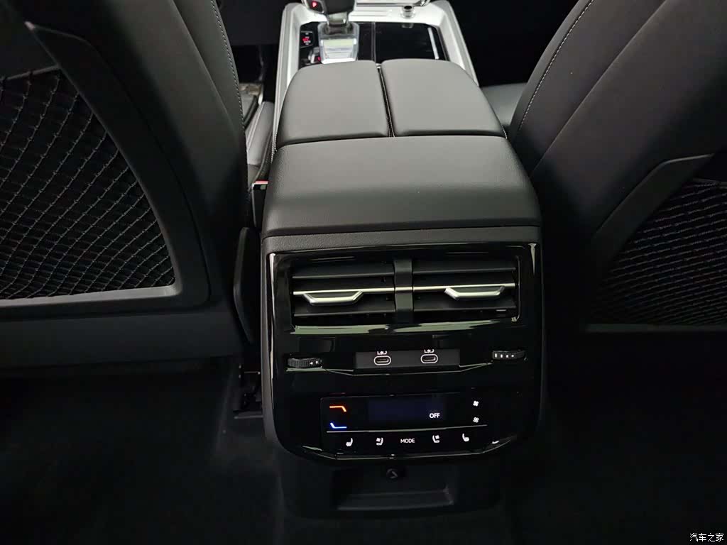 Audi Q6, 2023 13