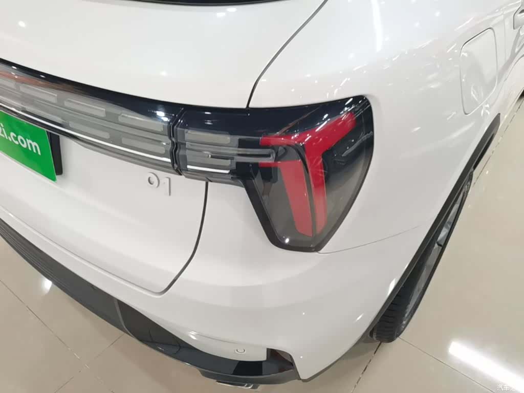 Lynk & Co 01, 2024 8