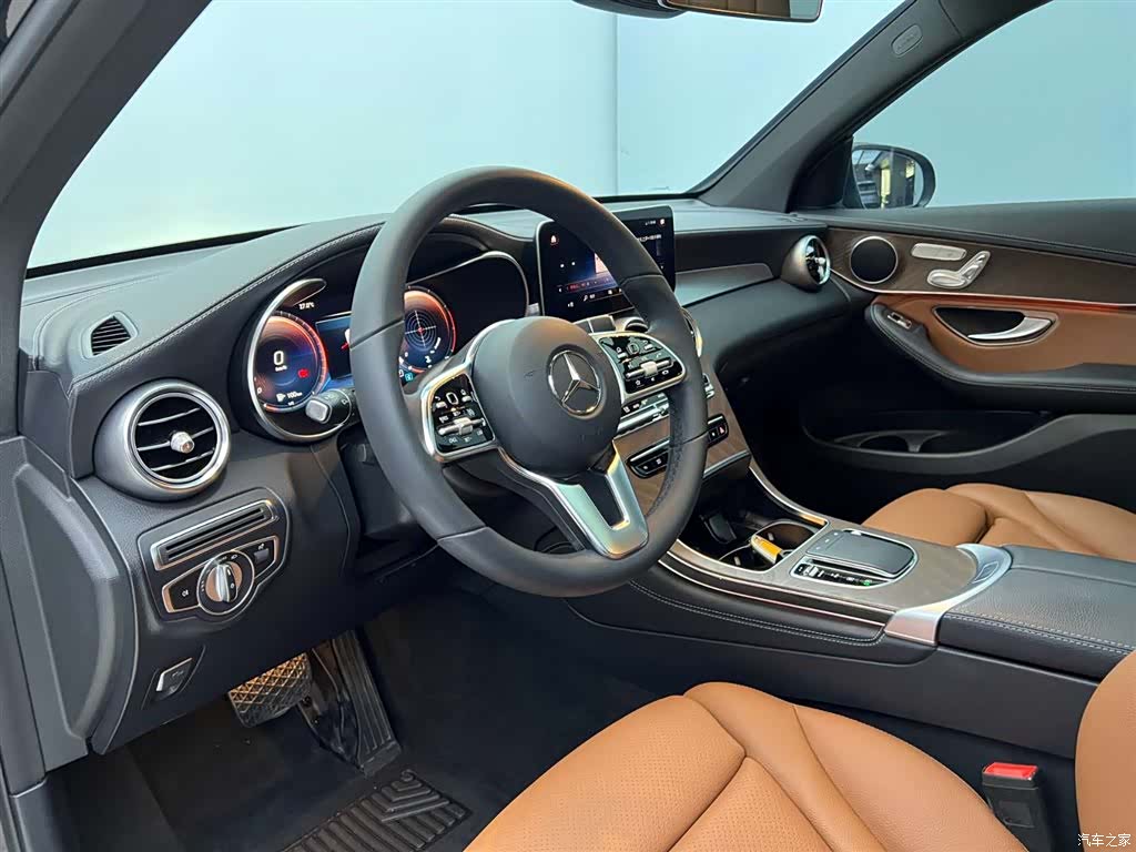 Mercedes-Benz GLC, 2020 16