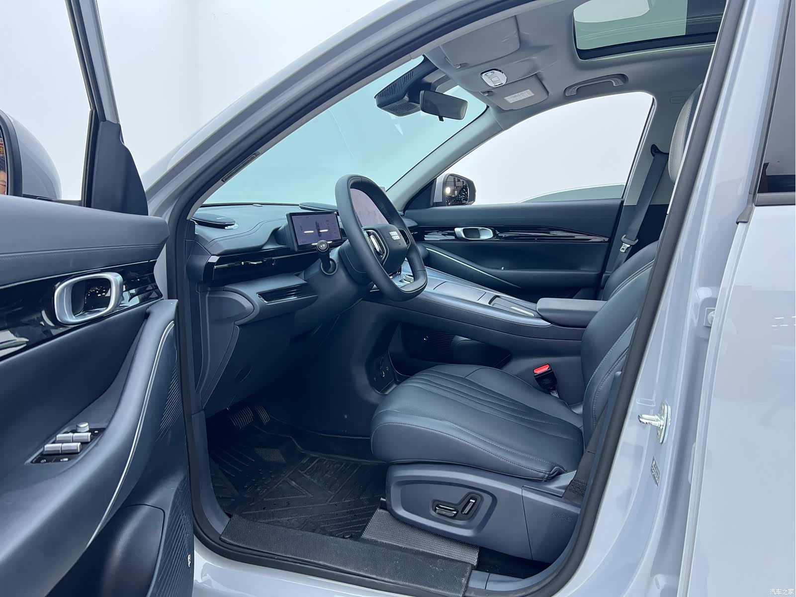 Geely Galaxy E5, 2025 все фото