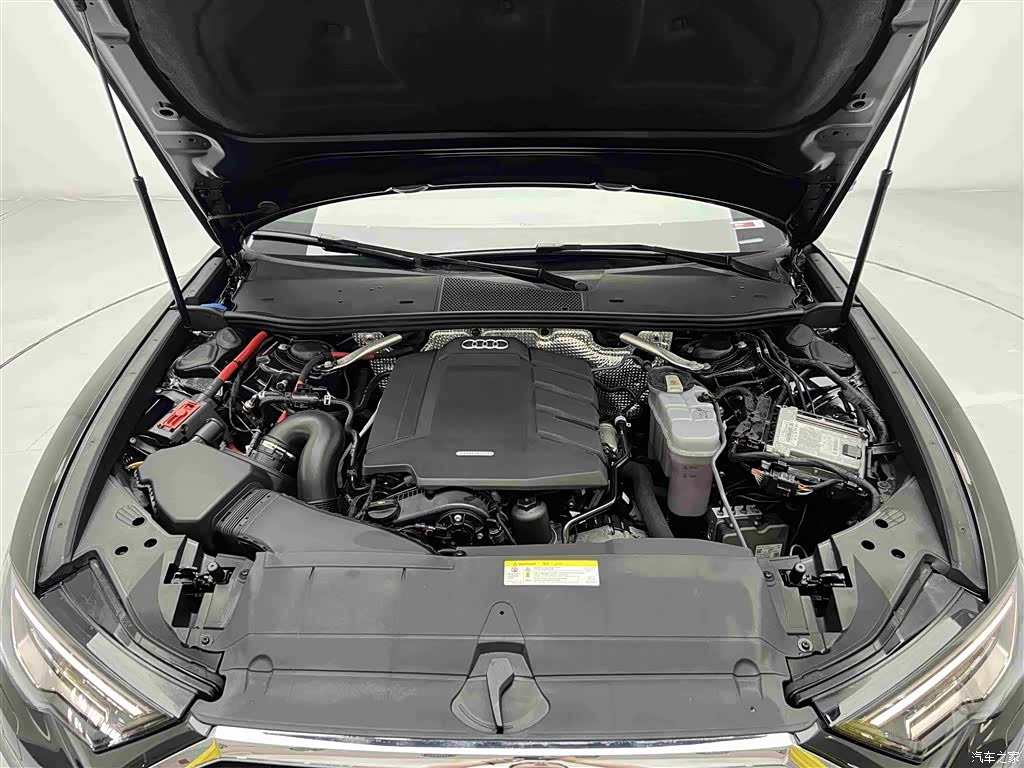 Audi A6L, 2022 8