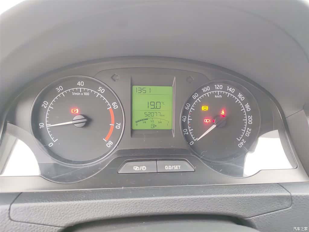 Skoda Rapid, 2016 12