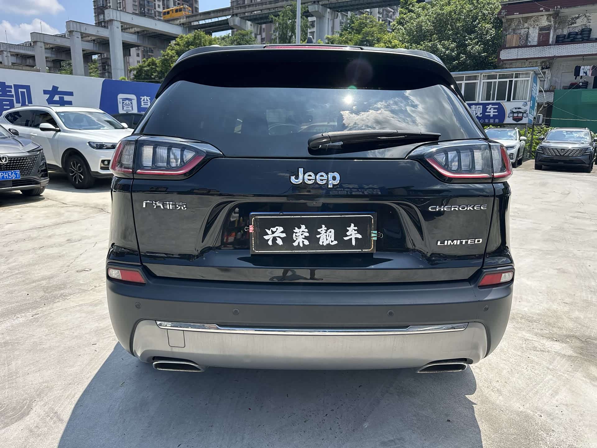 Jeep Cherokee, 2019 4