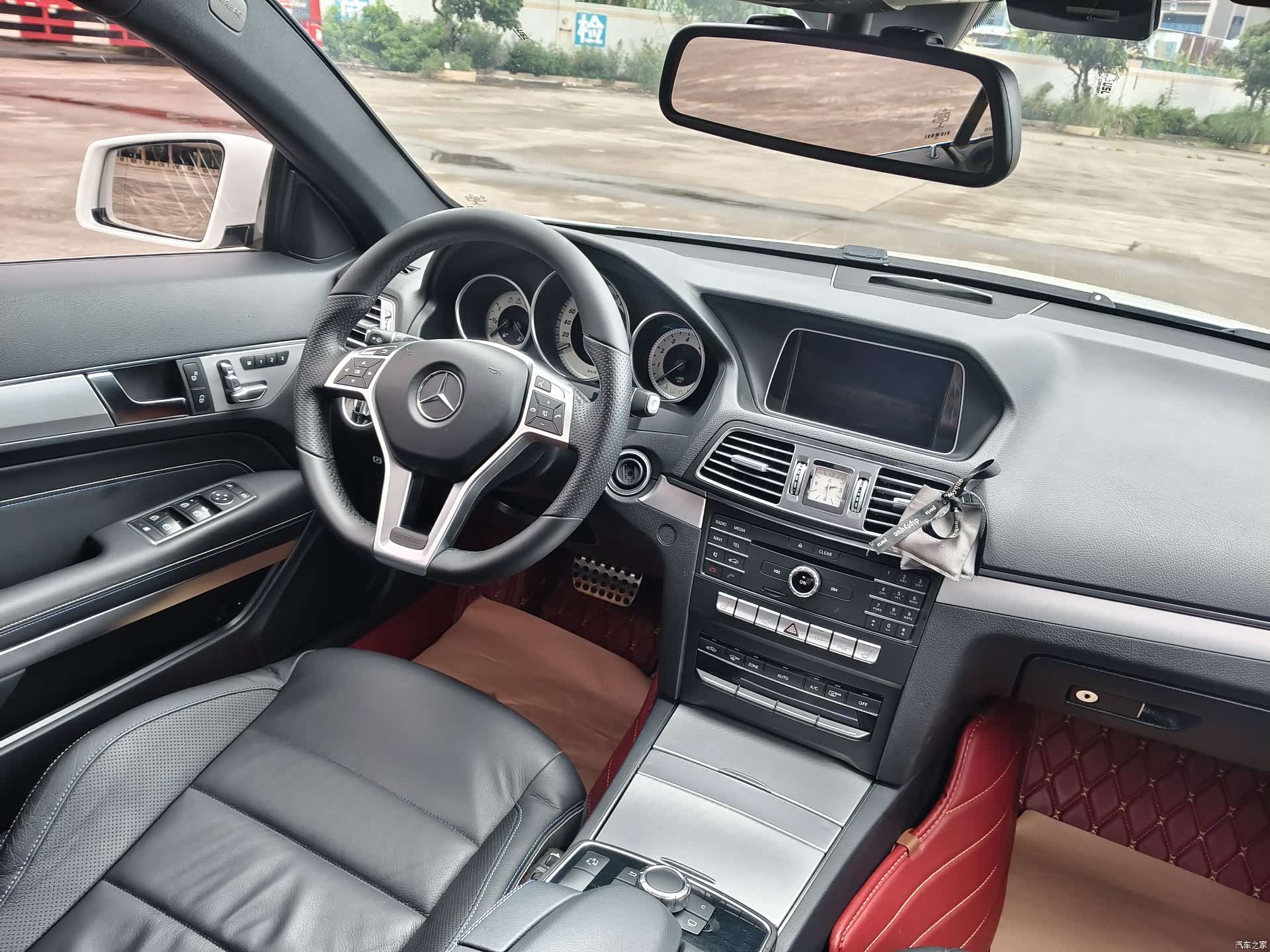 Mercedes-Benz E-Class, 2016 13
