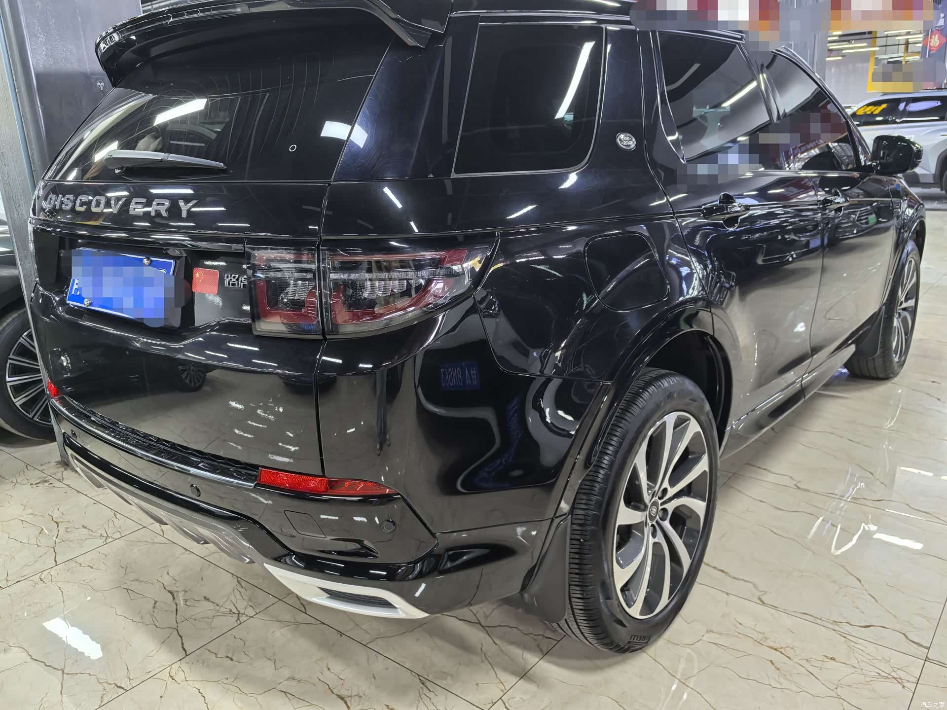 Land Rover Discovery, 2023 6
