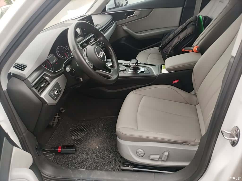 Audi A4L, 2018 15