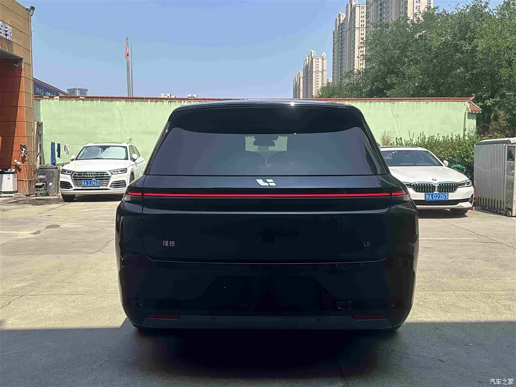 Li Auto L8, 2023 все фото