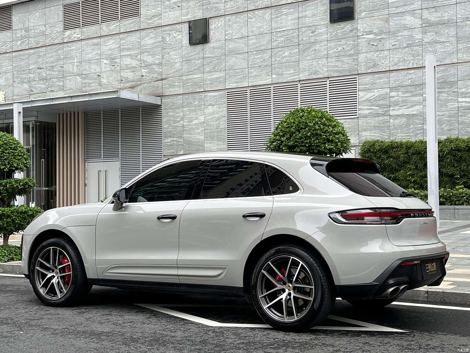 Porsche Macan, 2023 4