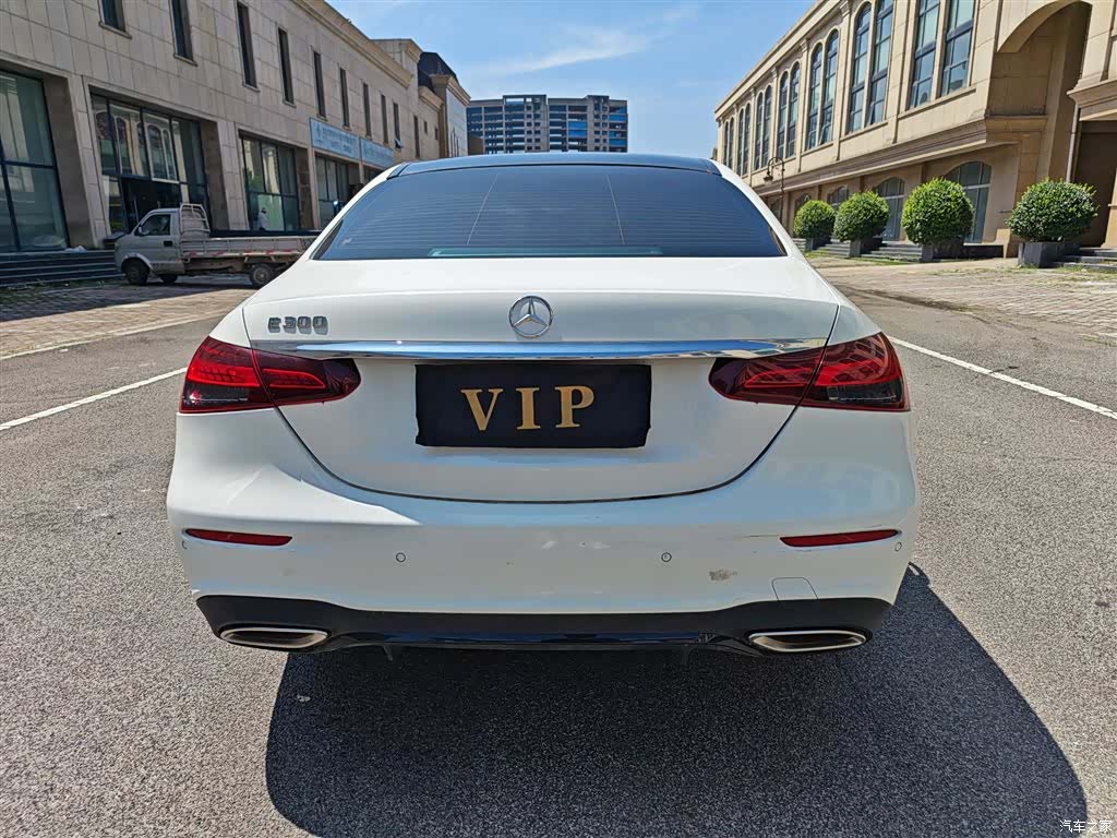 Mercedes-Benz E-Class, 2022 все фото