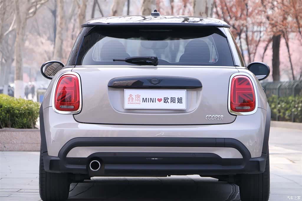 Mini Cooper, 2023 все фото