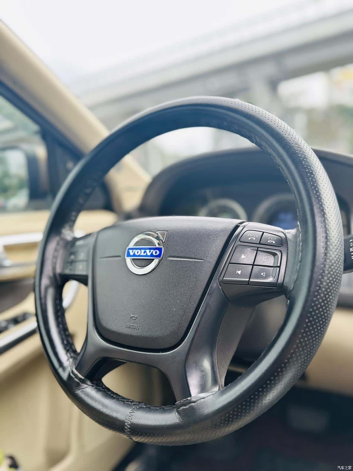 Volvo XC60, 2010 12